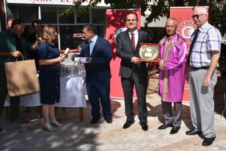 Ula’da yılın Ahisine Kaftan
