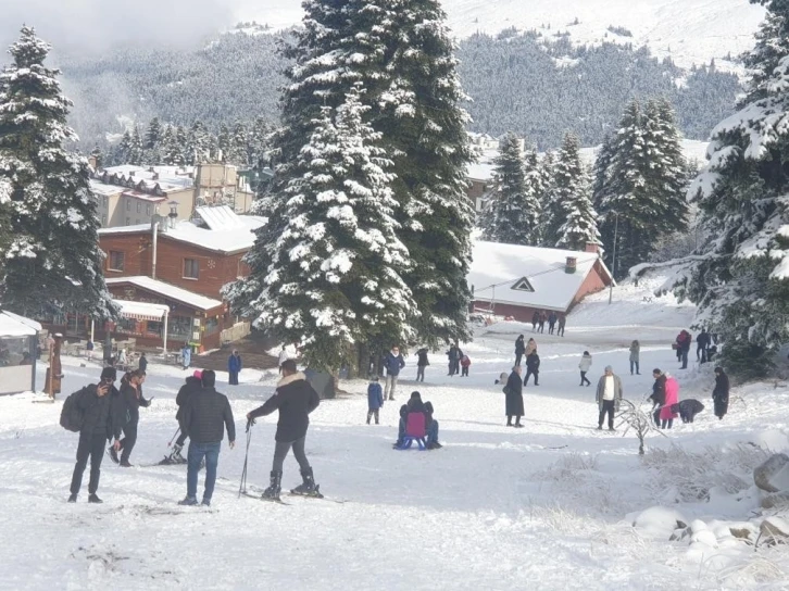 Uludağ'da kayak sezonu başladı