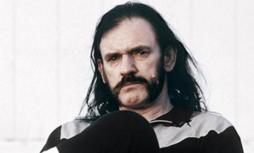 Lemmy Kilmister hayatını kaybetti