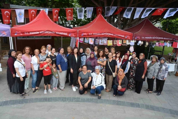 Üretici kadınların stantları yoğun ilgi gördü
