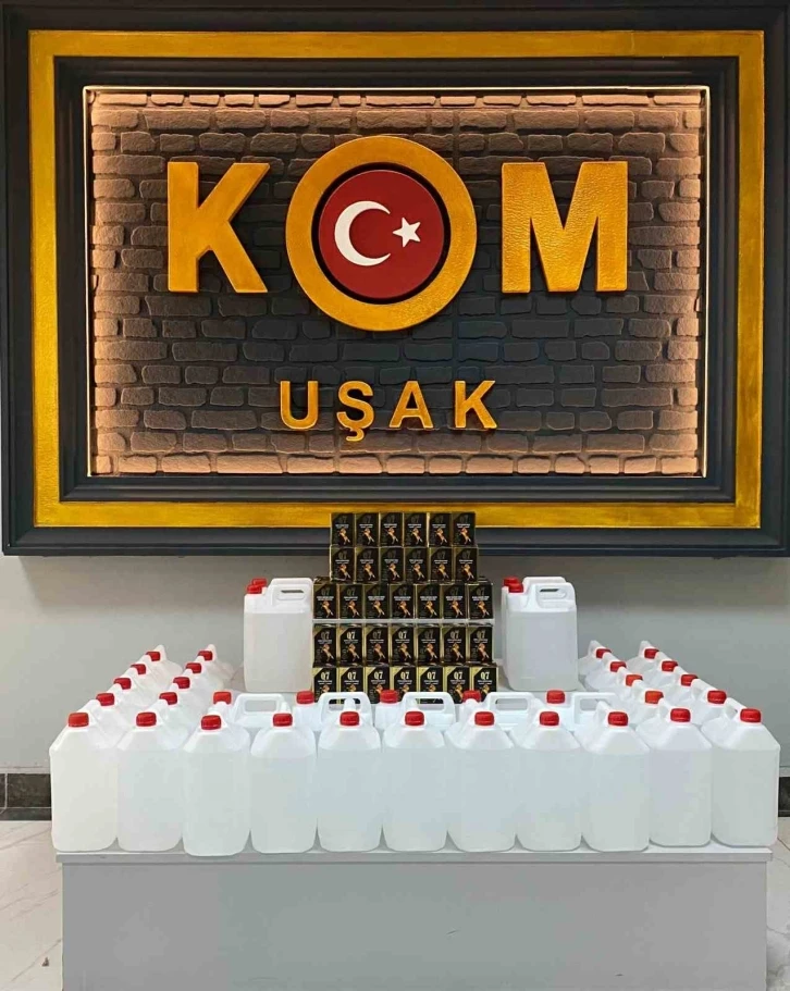 Uşak’ta kaçak cinsel ürün ve etil alkol ele geçirildi
