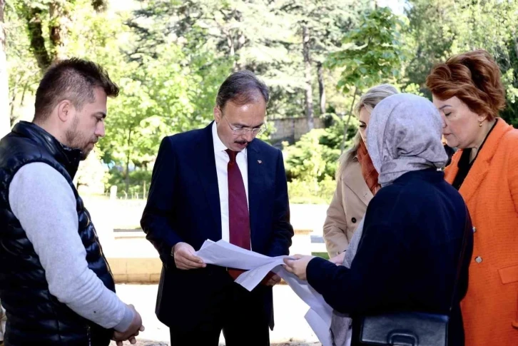 Vali Kızılkaya, Orhan Gazi Cami’nde yürütülen çalışmaları inceledi
