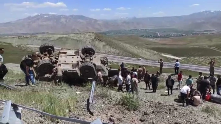 Van’da askeri araç devrildi: 3 asker yaralı
