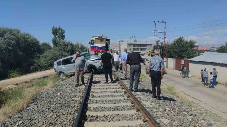 Van’da hemzemin geçitte kaza: 1 yaralı
