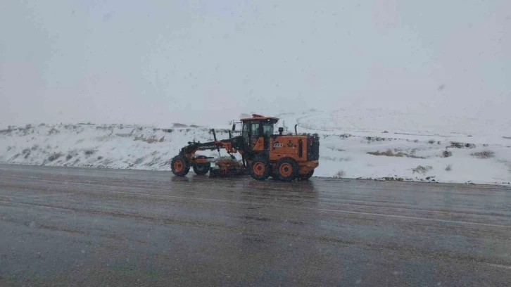 Van’da kar yağışı etkili oluyor
