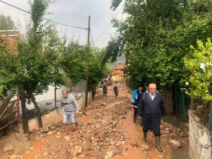 Vatandaştan sel bölgesini yalnız bırakmayan Başkan Arslan’a teşekkür
