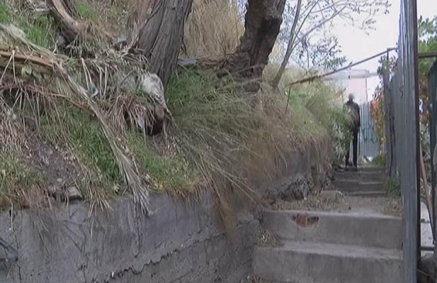 Cihangir’de demire asılmış ceset bulundu