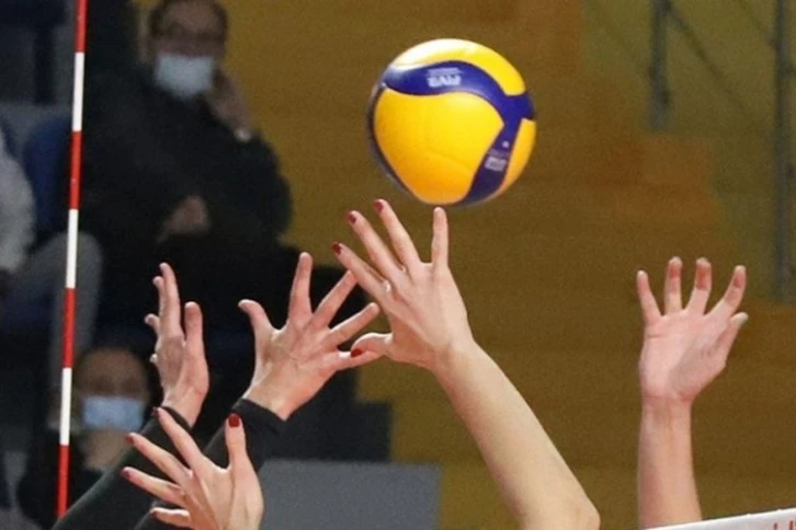 Voleybolda yedi takımımız Avrupa'da kupa için sahaya çıkacak