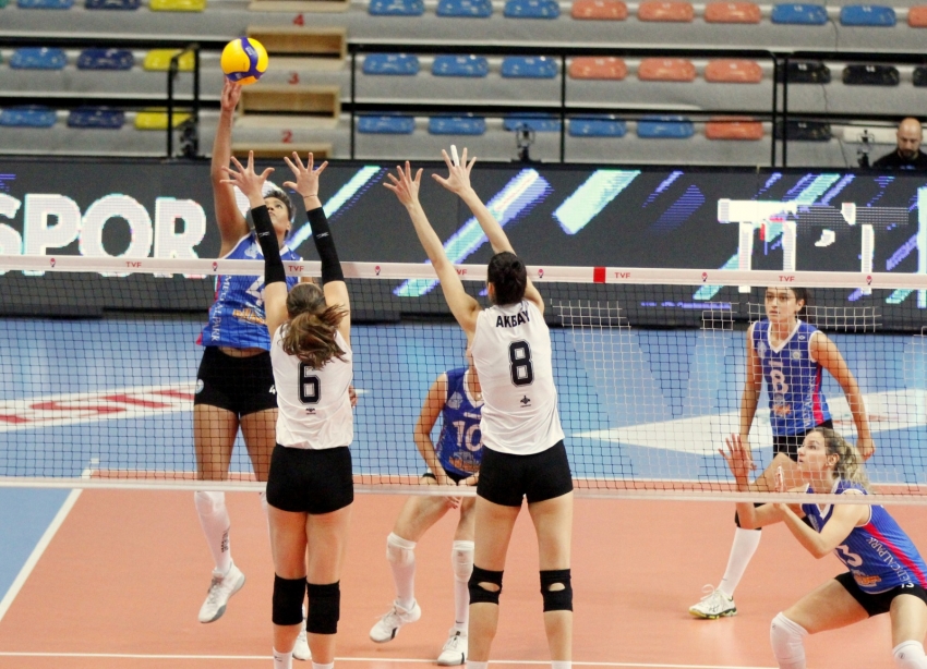 Nilüfer Belediyespor-Beylikdüzü Voleybol İhtisas: 3-0