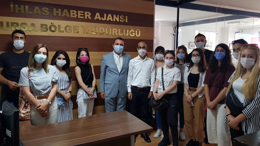 Bursa'da genç gazeteciler saha eğitimlerine başladı