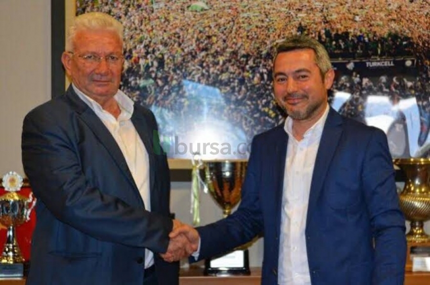 Bursaspor İsmail Ertekin ile yola devam edecek 