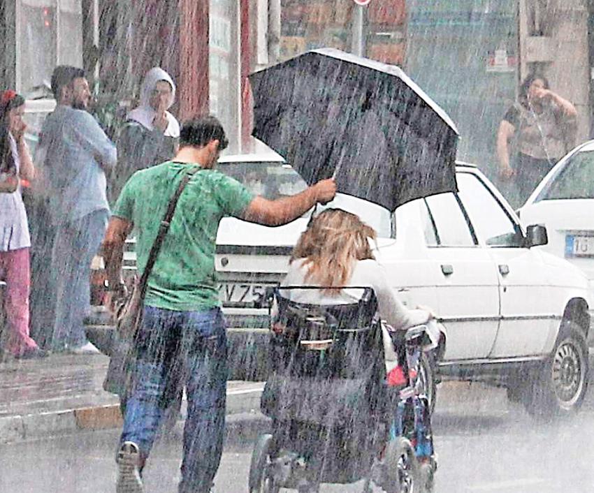 Bennur Karaburun milletvekili seçilebildi mi?