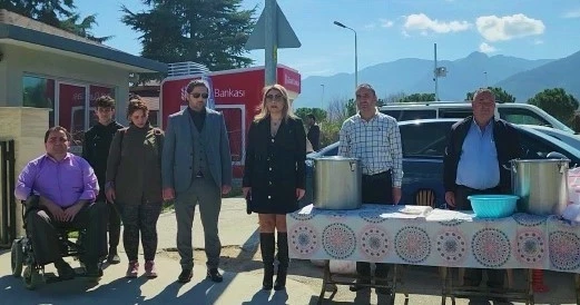 Yaşamını yitiren depremzedeler Denizli’de anıldı
