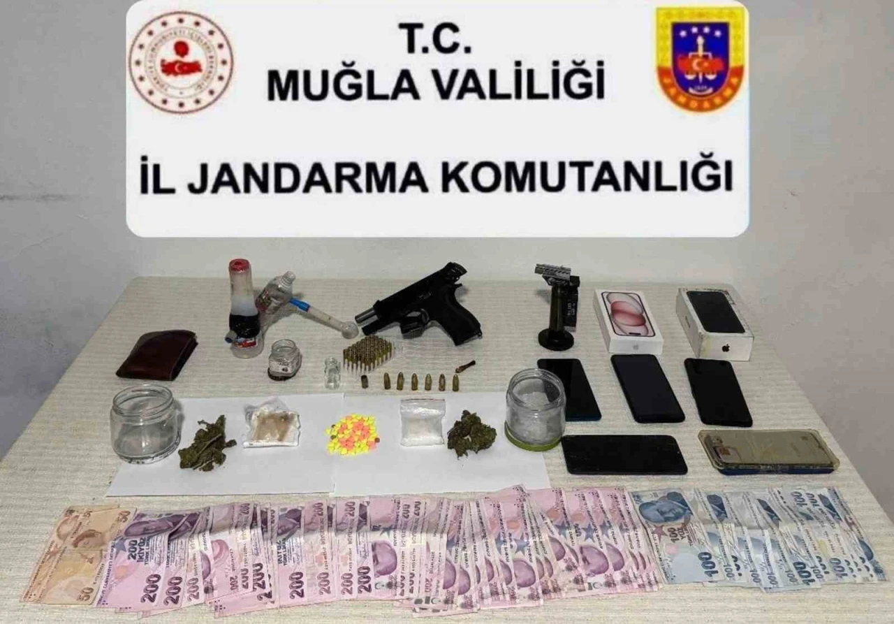 Yatağan ve Marmaris’te uyuşturucu operasyonu
