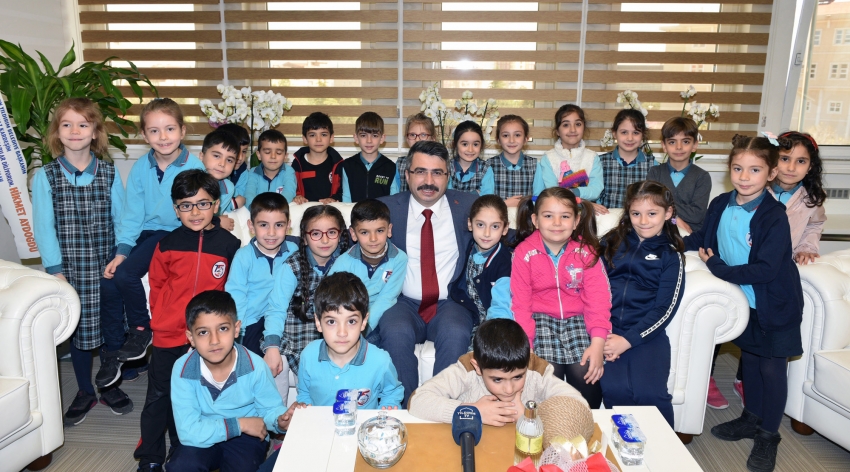 Yıldırımlı minikler için güvenli oyunlu alanlar