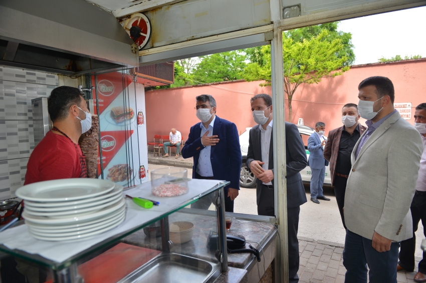 Yıldırım Belediye Başkanı Yılmaz esnafın sorunlarını dinledi