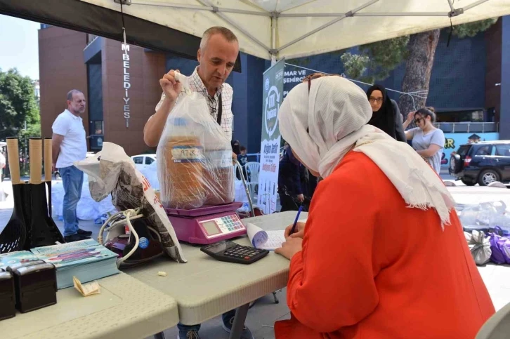 Yıldırım’da atıklar hediyeye dönüştü
