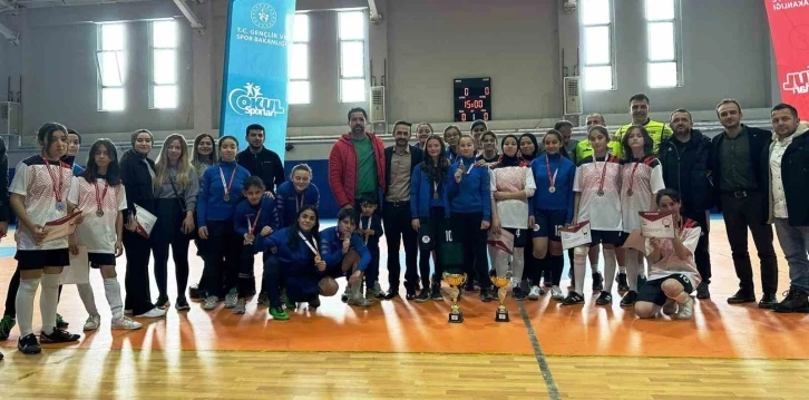 Yıldızlar futsalda şampiyonlar belli oldu
