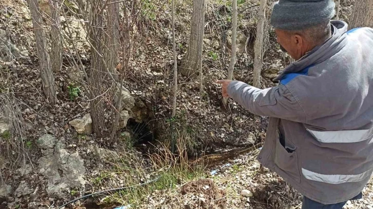 Yıllardır akan pınarlar kurudu, yeni su kaynakları oluştu
