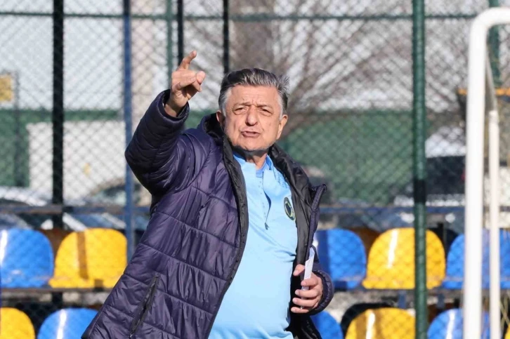 Yılmaz Vural yönetimindeki Menemen FK, play-off hattının dışında kaldı