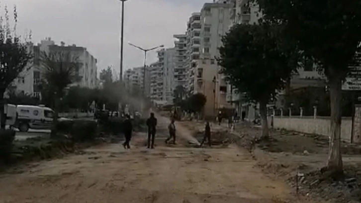 Yol çalışmasında doğalgaz borusu zarar gördü, gaz kaçağı paniğe neden oldu
