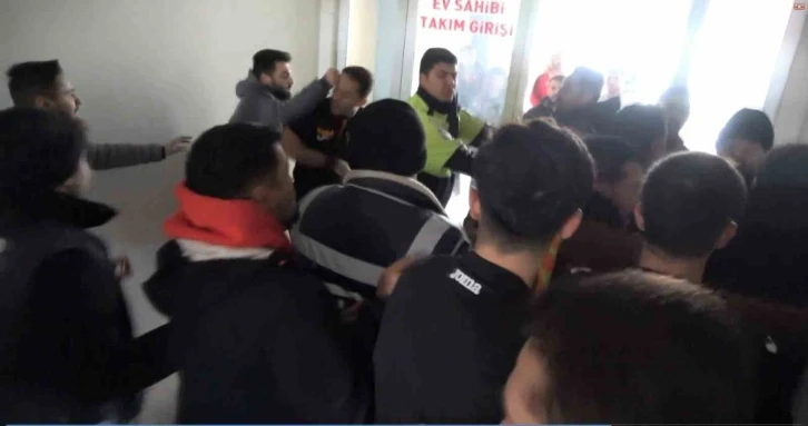 Yozgat’ta amatör küme maçı sonrasında hakemlere saldırı
