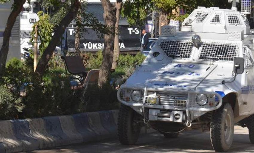 PKK'lılar polise ateş açtı! 2 ölü