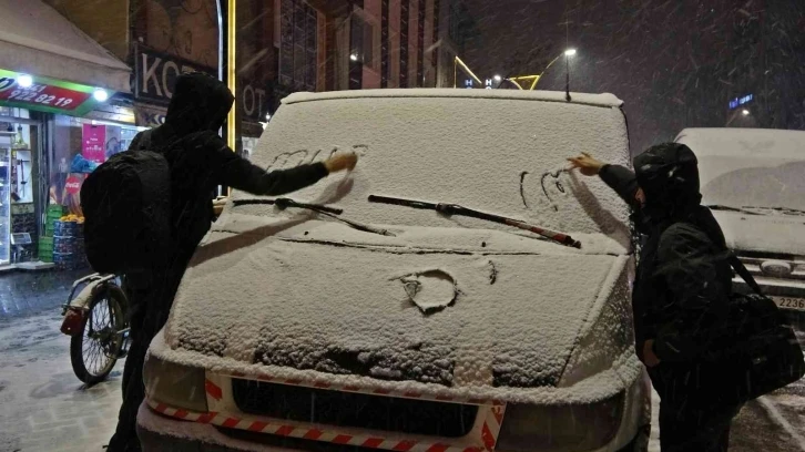 Ani Kar Yağışı Vatandaşları Sevince Boğdu