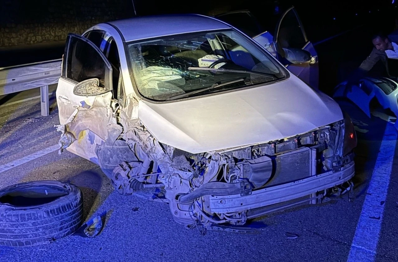 Yüksekova’da trafik kazası: 2 yaralı