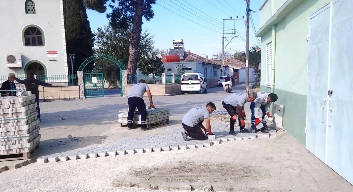 Yunusemre’de sokaklar yenileniyor
