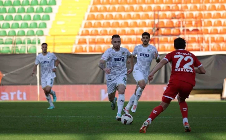 Ziraat Türkiye Kupası: Alanyaspor: 1 - Samsunspor: 3 (Maç sonucu)
