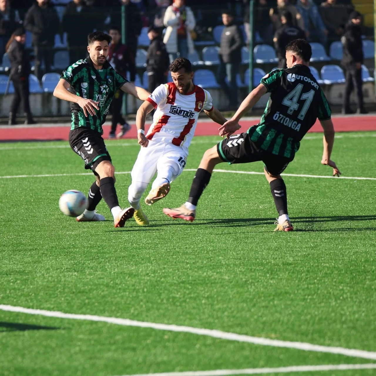 Kocaelispor kupada yoluna devam ediyor