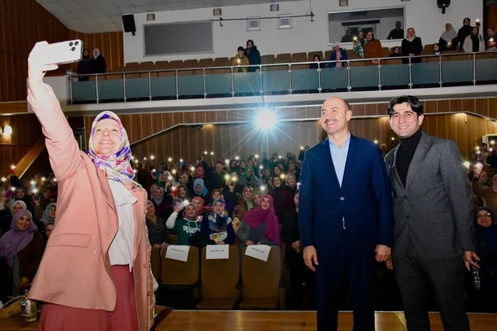 ’Zorluklarla Mücadelede Dünyayı Değiştiren Kadınlar’
