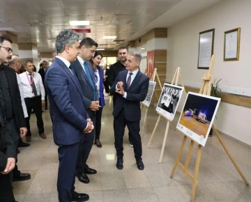 “100 Yıldır Aynı Aşk ve Heyecanla” temalı fotoğraf sergisi
