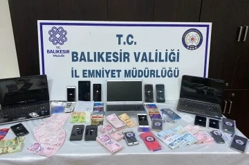  160 kişiyi 1 milyon lira dolandırdılar: 31 gözaltı