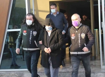 17 yıllık çifte cinayeti gözyaşlarıyla reddeden sanık: &quot;Manen hapis yatıyorum&quot;
