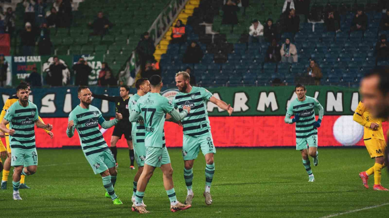 Ziraat Türkiye Kupası: Çaykur Rizespor: 2 - MKE Ankaragücü: 0 (İlk yarı)