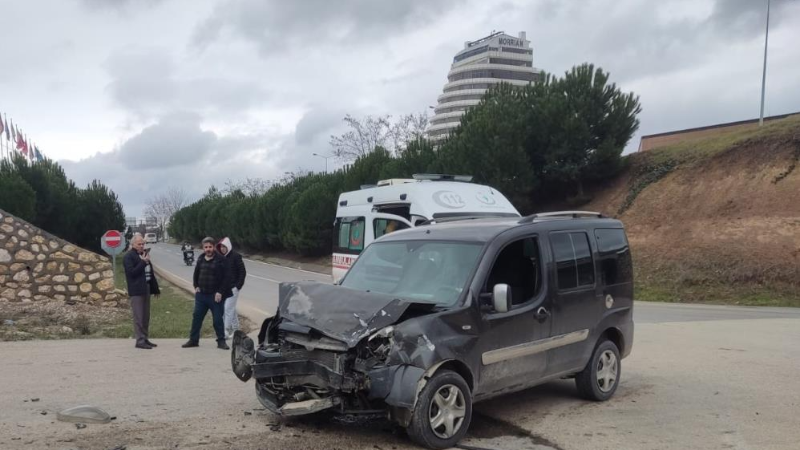 Bursa'da trafik kazası: 6 yaralı!