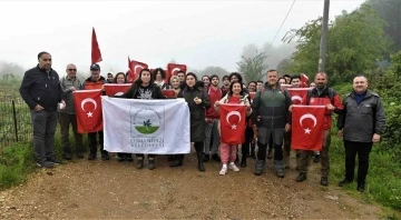 19 Mayıs’ı Uludağ’da yürüyüş yaparak kutladılar
