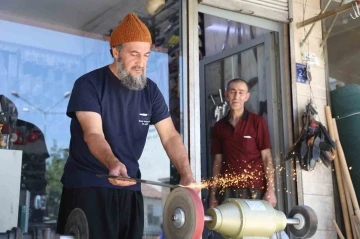 20 yıldır sürdürdüğü meslekte yetiştirecek çırak bulamıyor
