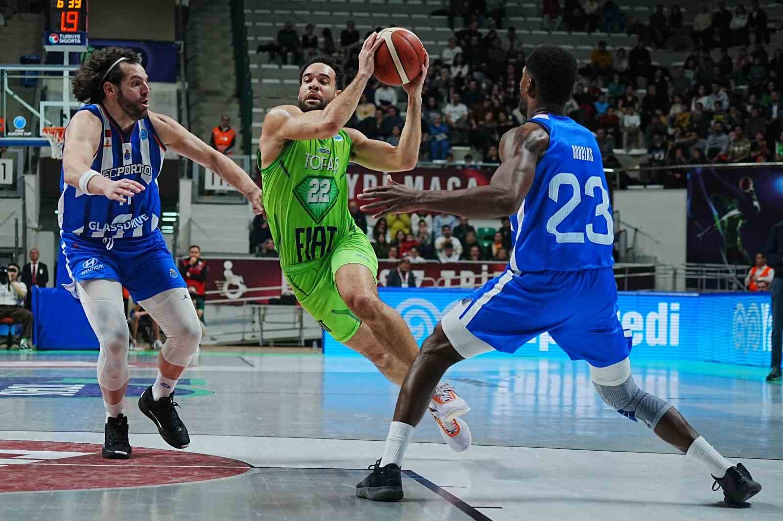 FIBA Europe Cup: Tofaş: 82 - FC Porto: 90
