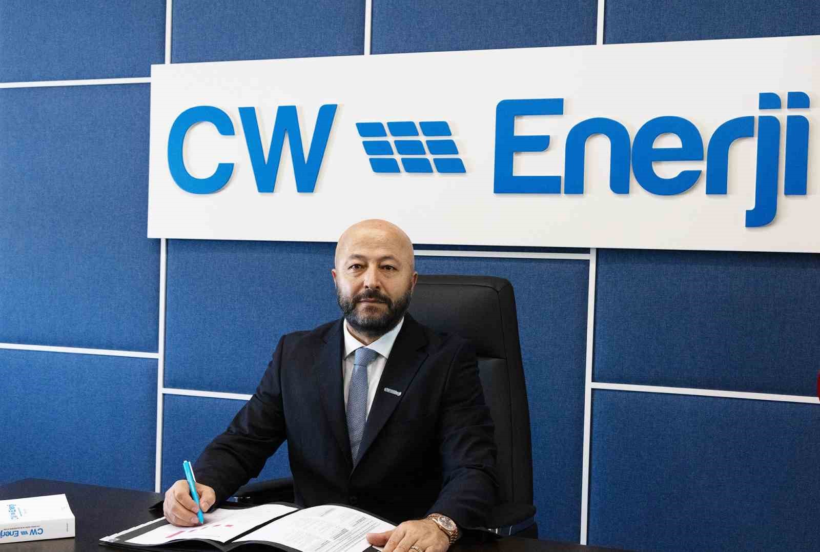 CW Enerji’den 7.5 milyon dolarlık panel satışı
