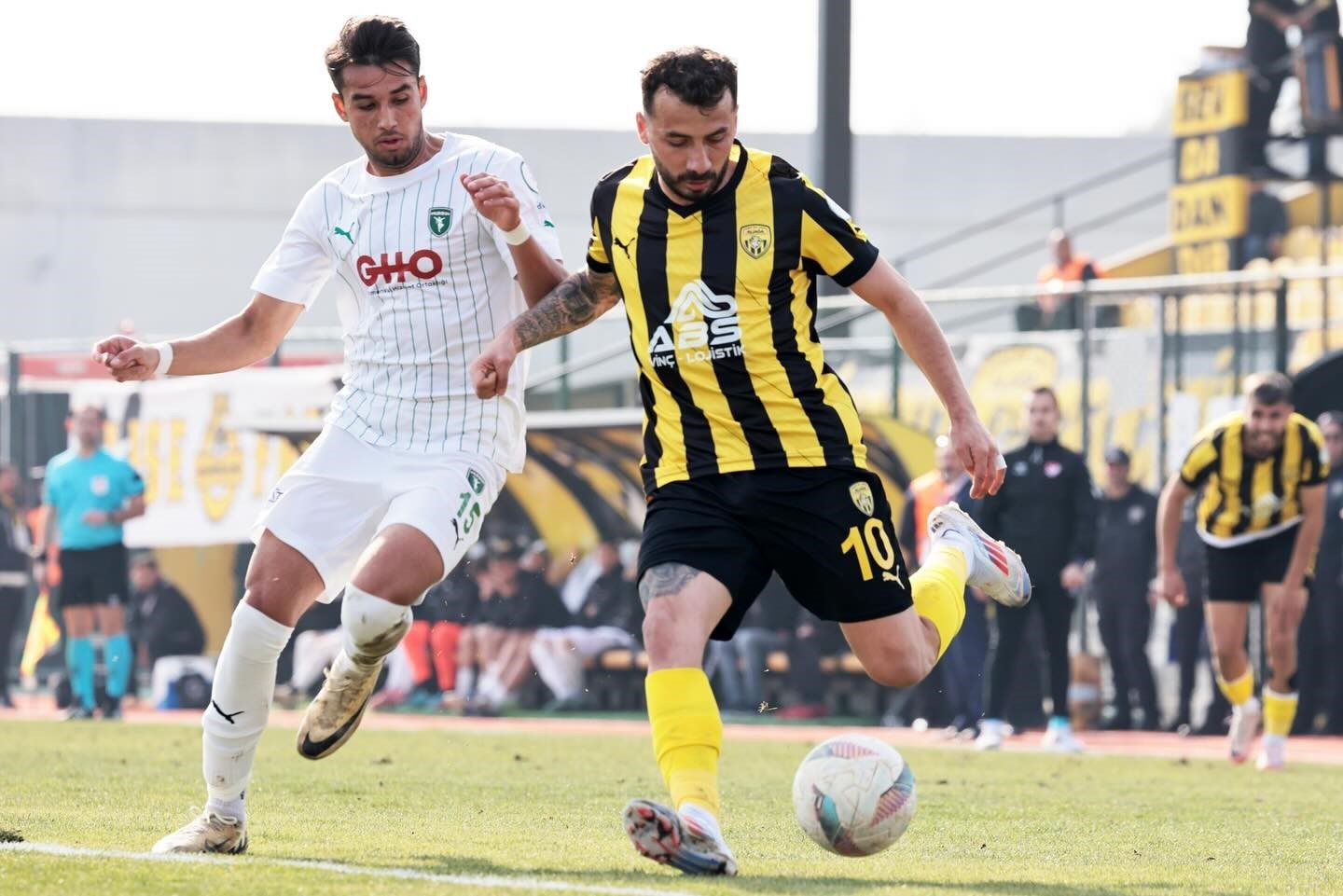 TFF 3. Lig: Aliağaspor FK: 3 - Efeler 09 SFK: 0
