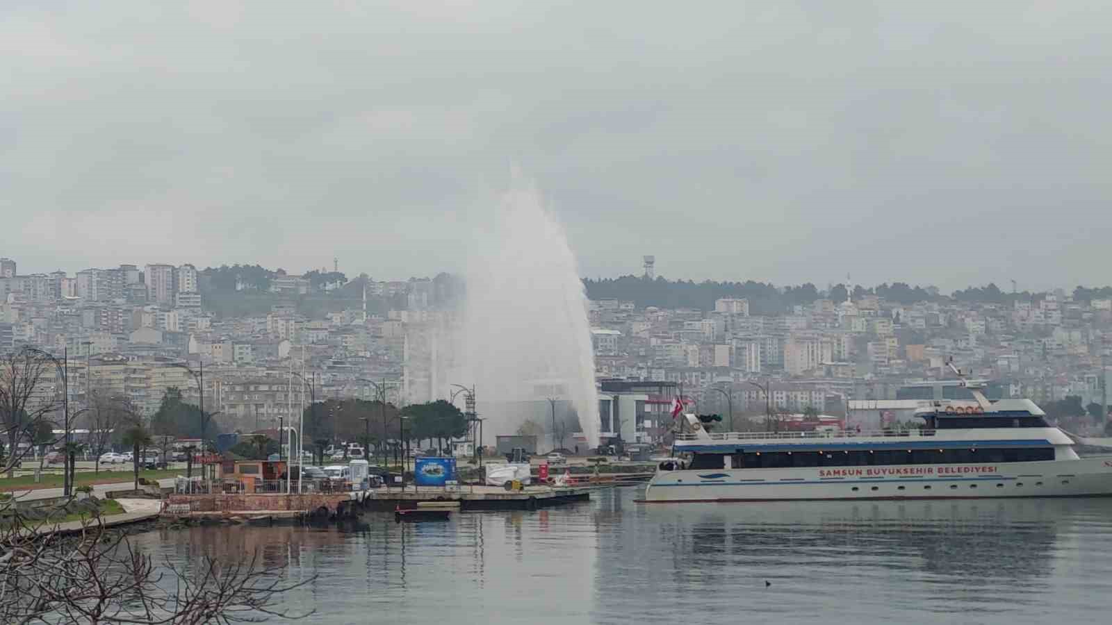 Samsun’da patlayan su borusu onarıldı, su verilmeye başlandı
