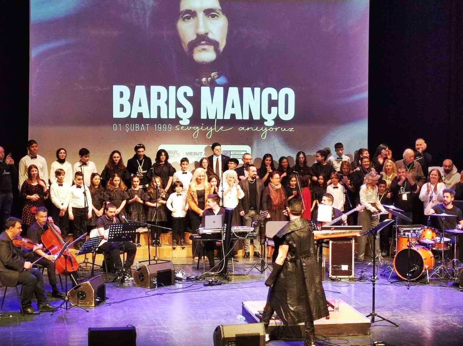 Barış Manço ölüm yıldönümünde şarkılarla anıldı
