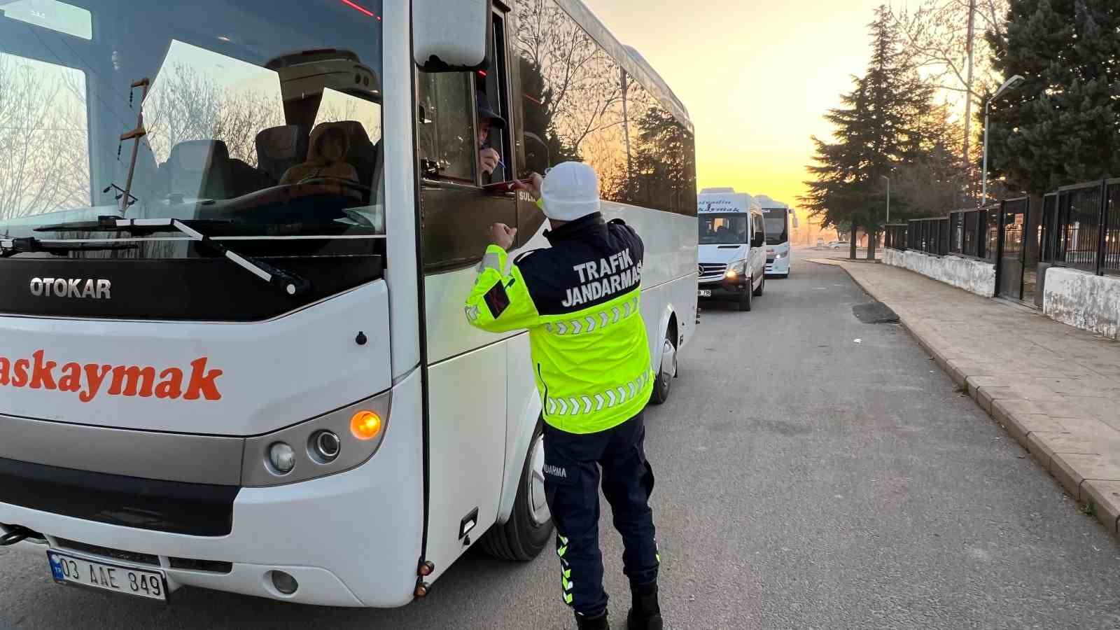 Öğrenci taşıyan servis araçlarına yönelik denetim
