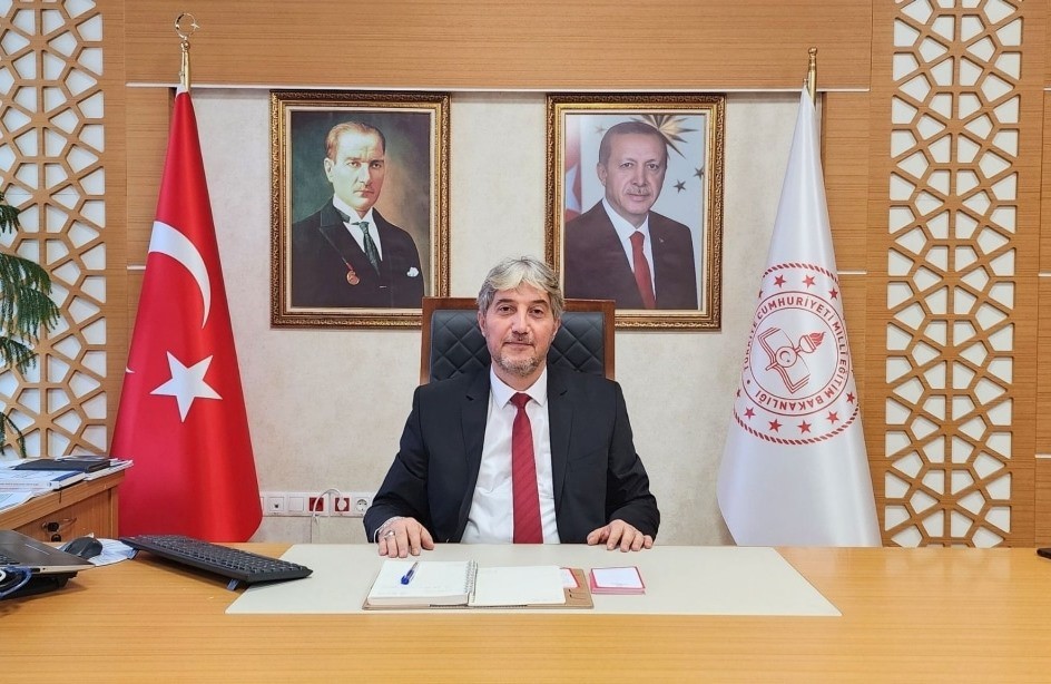 Müdür Mustafa Yılmaz: "Yeni başarılar için hep birlikte çalışacağız"
