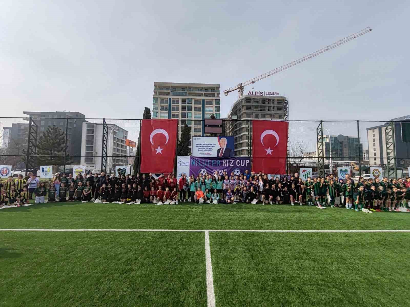 Nilüfer Kız Cup 2025’in şampiyonu Ufukspor