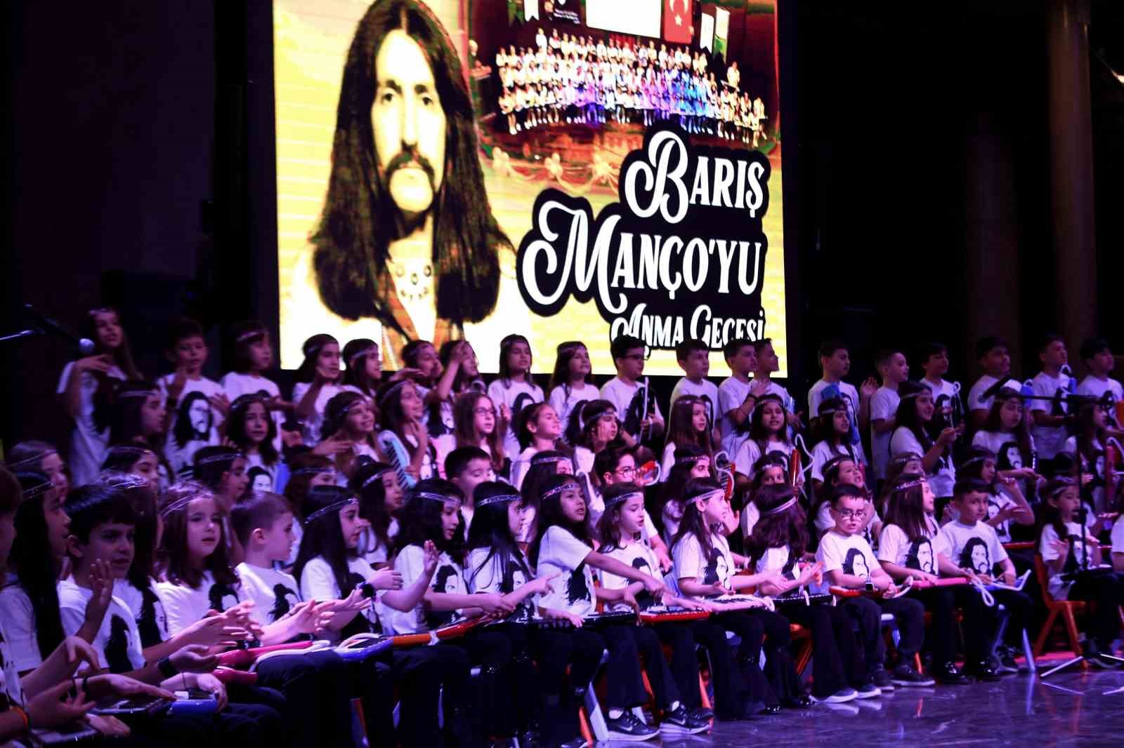 Barış Manço Osmangazi’de muhteşem konserle anıldı