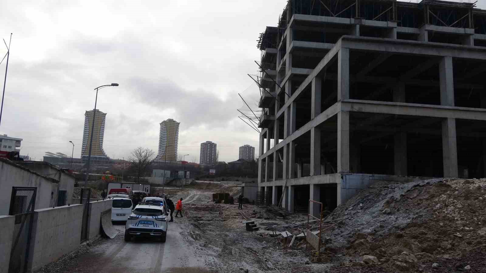 İnşaat işçileri tarafından yaralı halde bulunan genç kadın hayatını kaybetti
